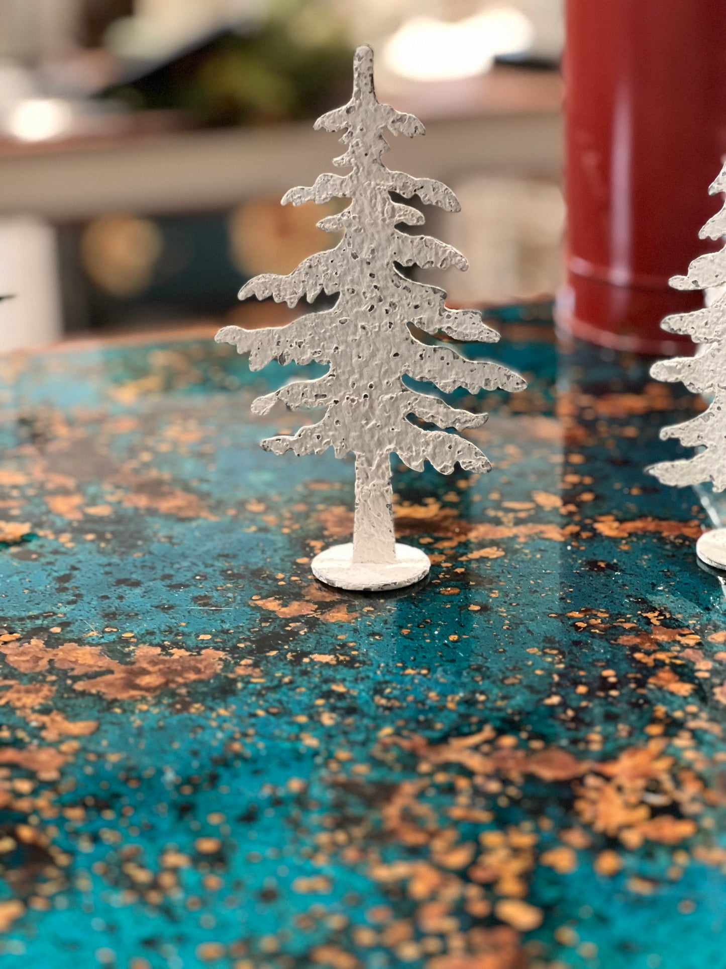 Ragon House - 7” Vintage White Metal Pine