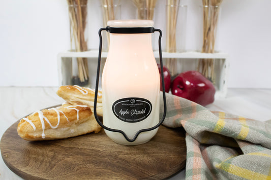 Milkhouse Candle Company - 14oz. Milkbottle Jar - Apple Strudel