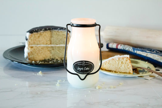 Milkhouse Candle Company - 14oz. Milkbottle Jar - Layer Cake