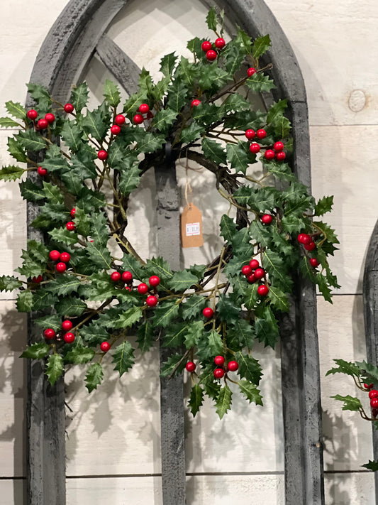 Ragon House - 14” Holly. & Berry Candle Ring