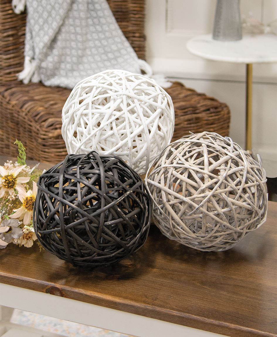 Col House Designs - Farmhouse Color Willow Ball