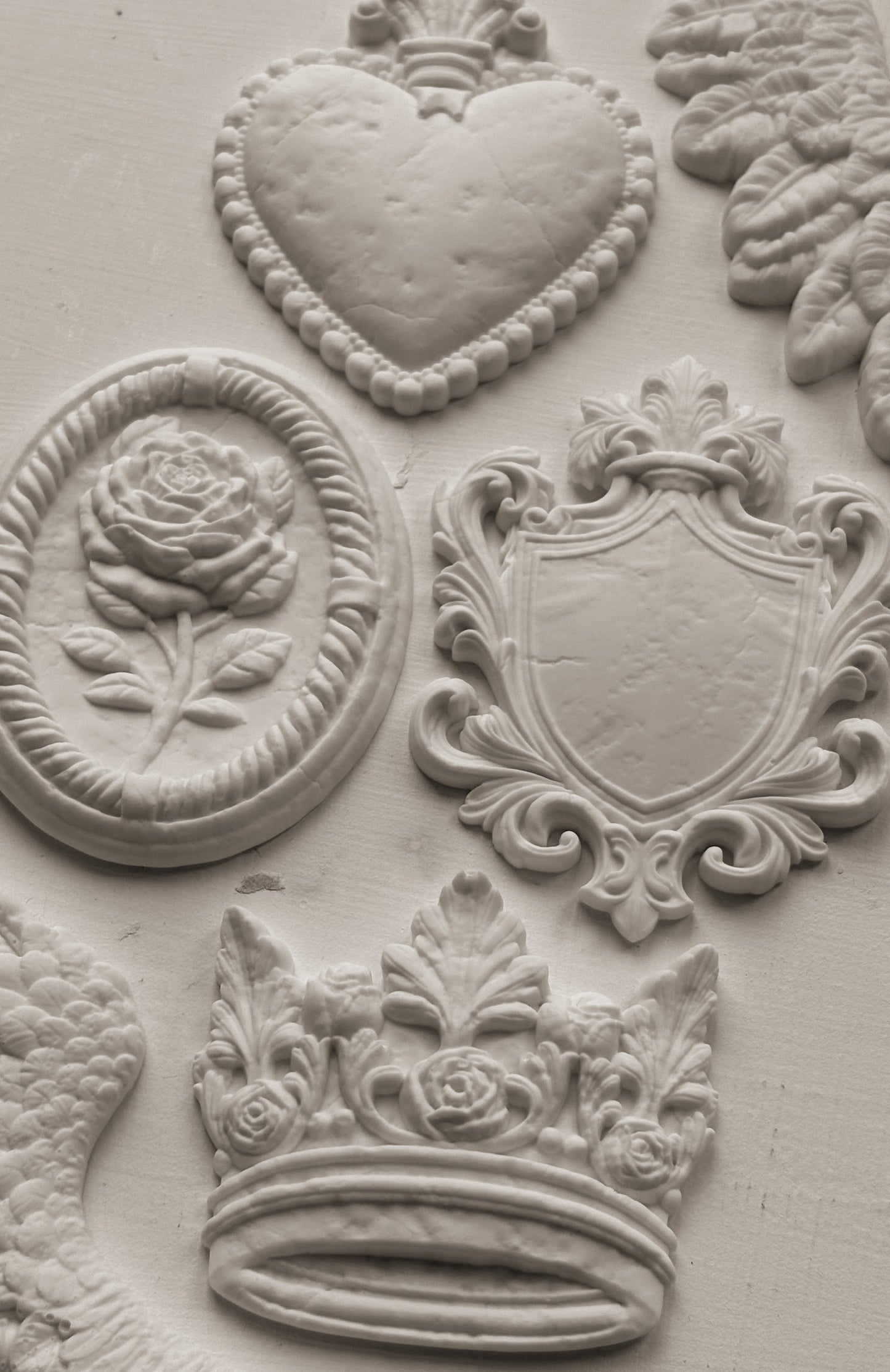 IOD Mould - Heraldry