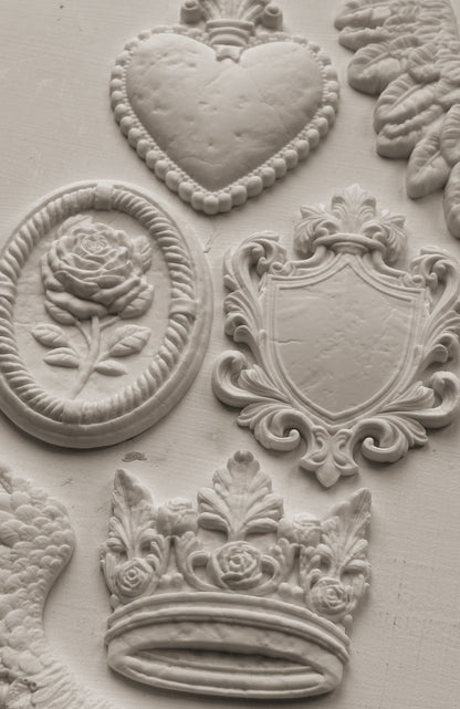 IOD Mould - Heraldry